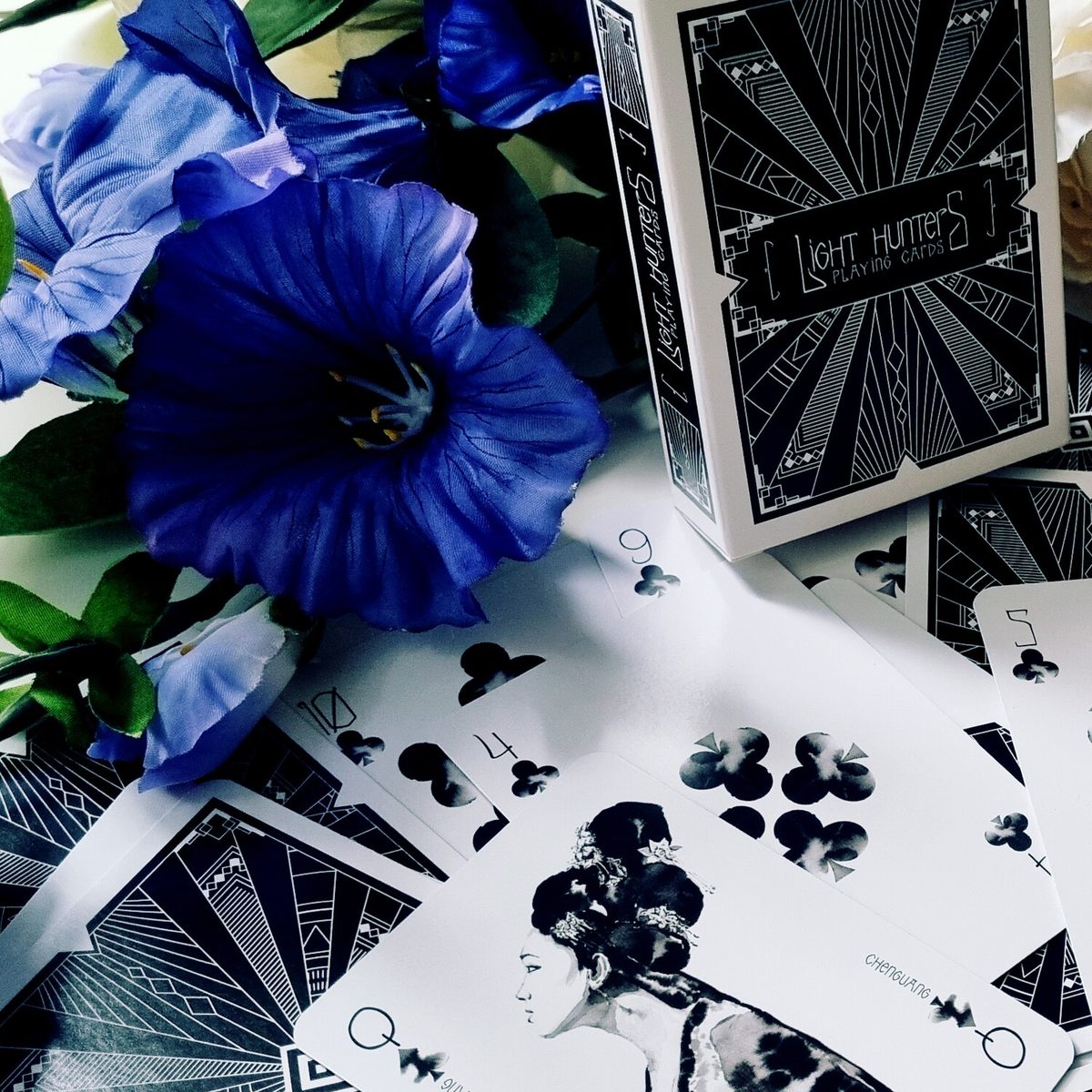 Light Hunters Playing Cards