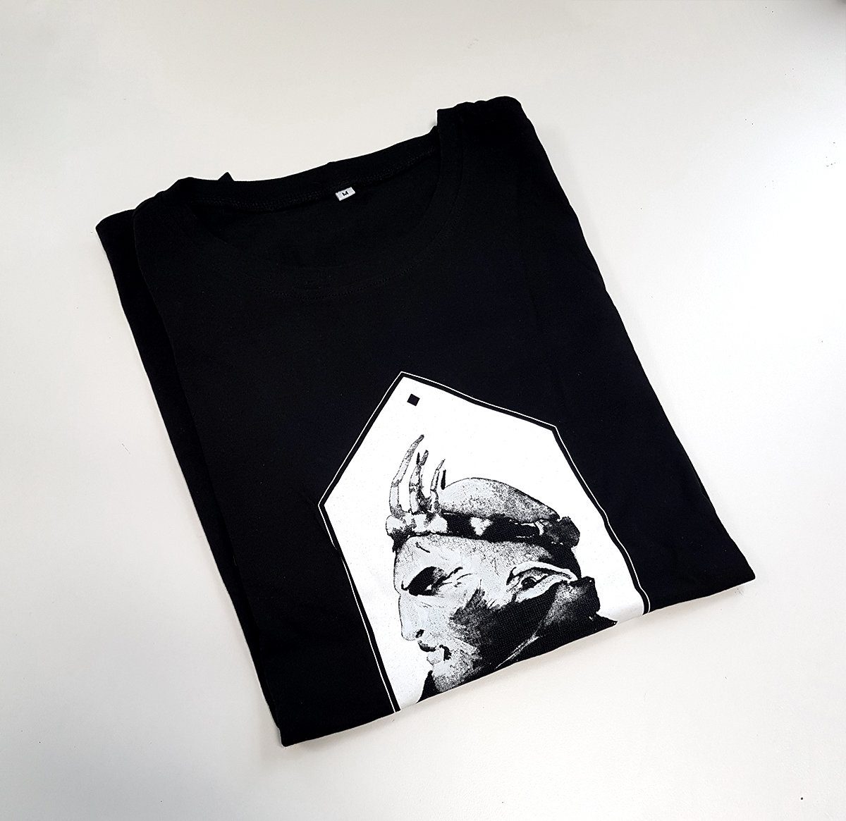 Light Hunters T-shirt "Jamshaid"