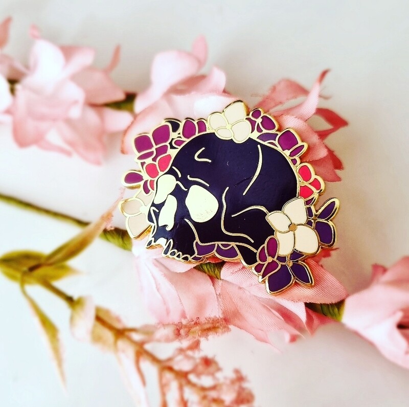 Peculiar Enamel Pin - Floral Skull